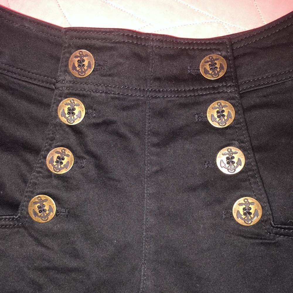 BLACK EXPRESS SHORTS - Picture 2 of 10